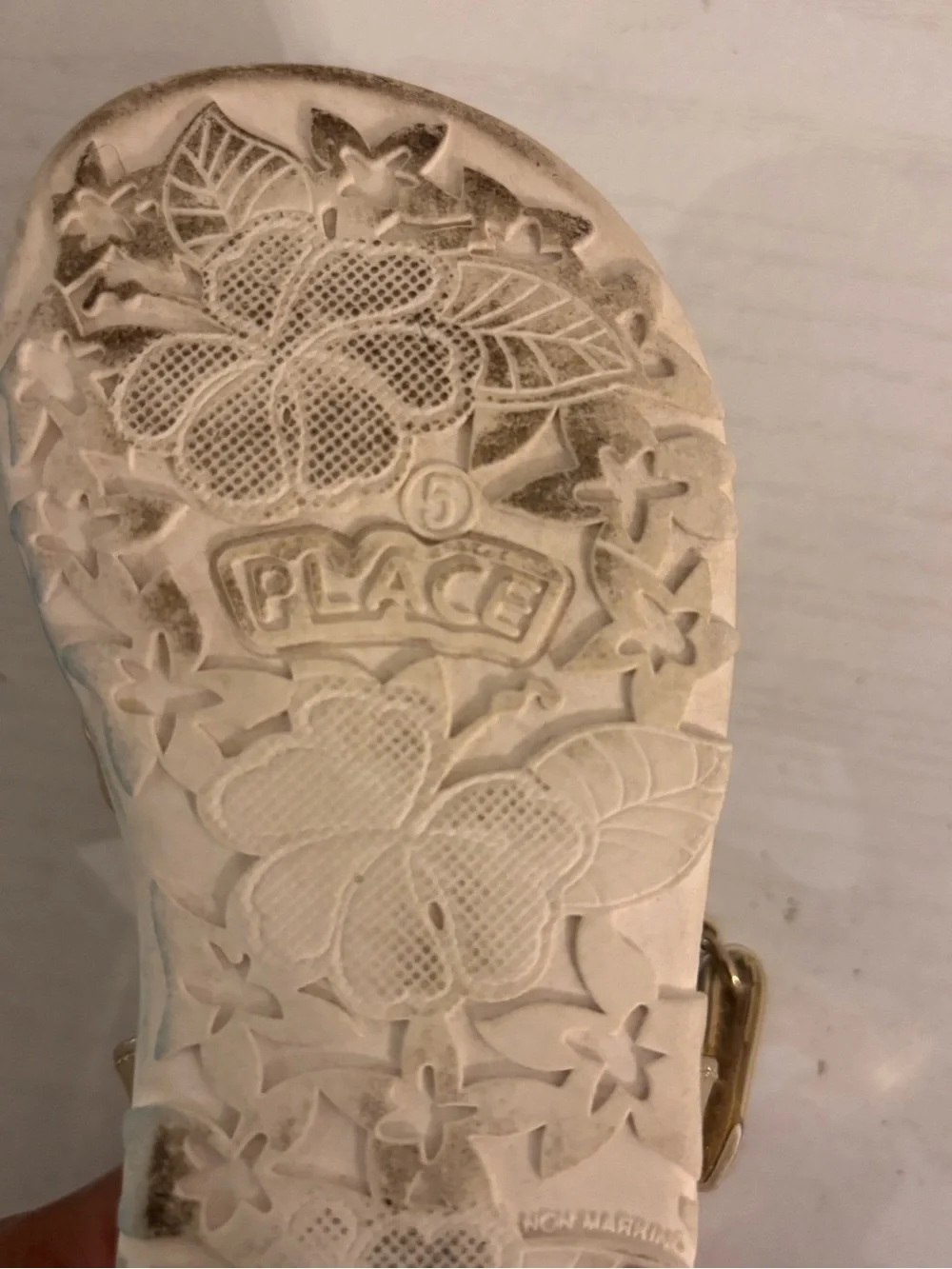 The Children's Place Metallic Gold Glitter Strappy Sandals